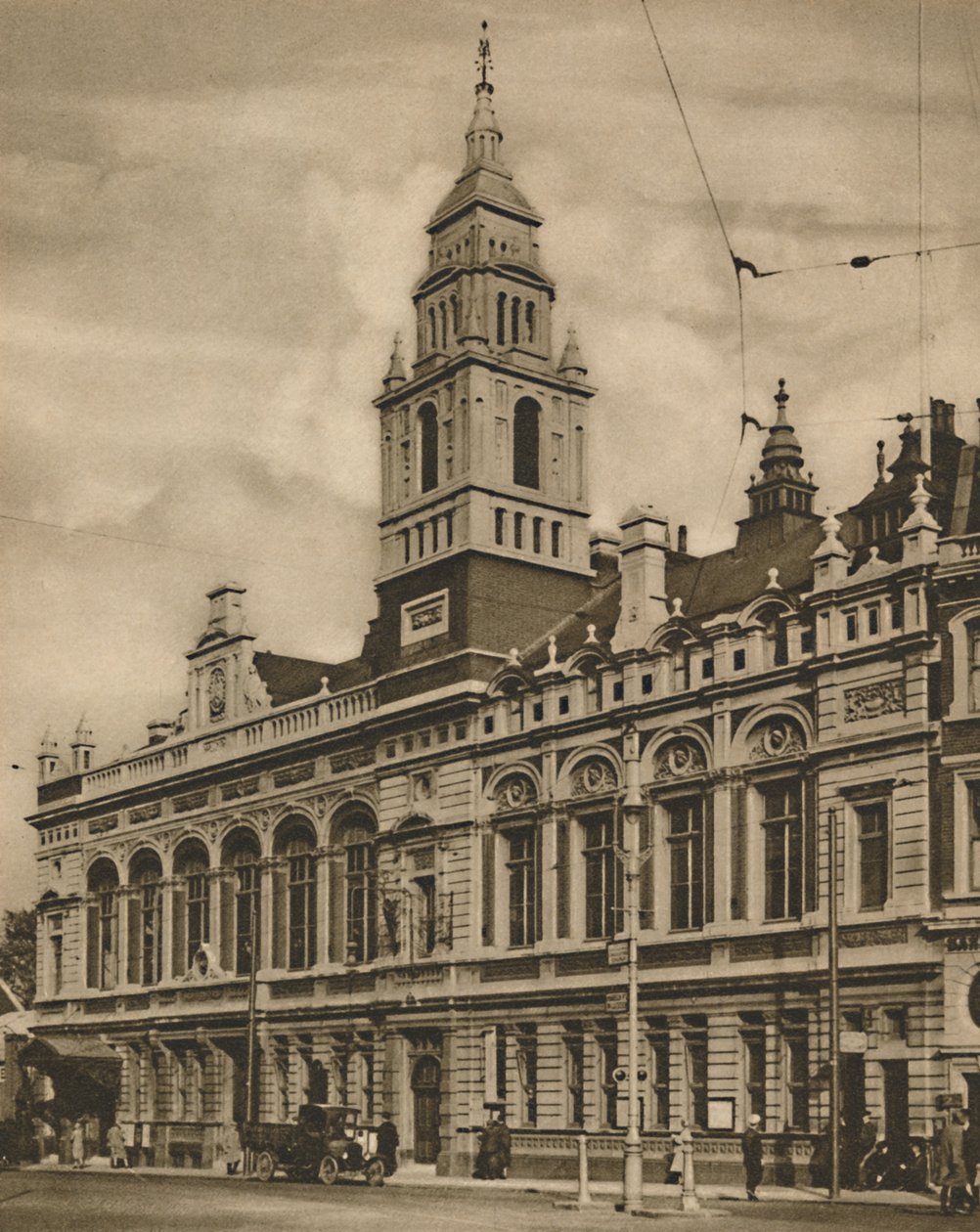 Hôtel de ville de Hammersmith depuis Hammersmith Broadway, vers 1935 - Donald McLeish