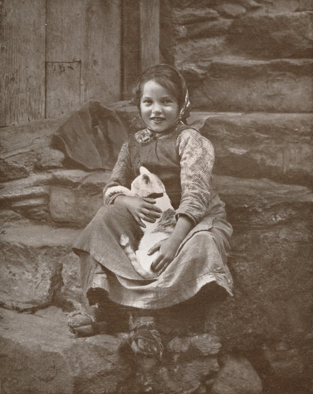 Deux petits villageois suisses à Hospenthal, 1916 - Donald McLeish