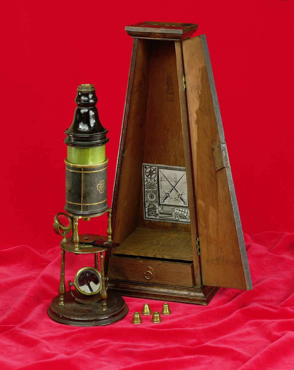 Microscope monoculaire composé, fabriqué par Edmund Culpeper, vers 1730 - Edmund Culpeper