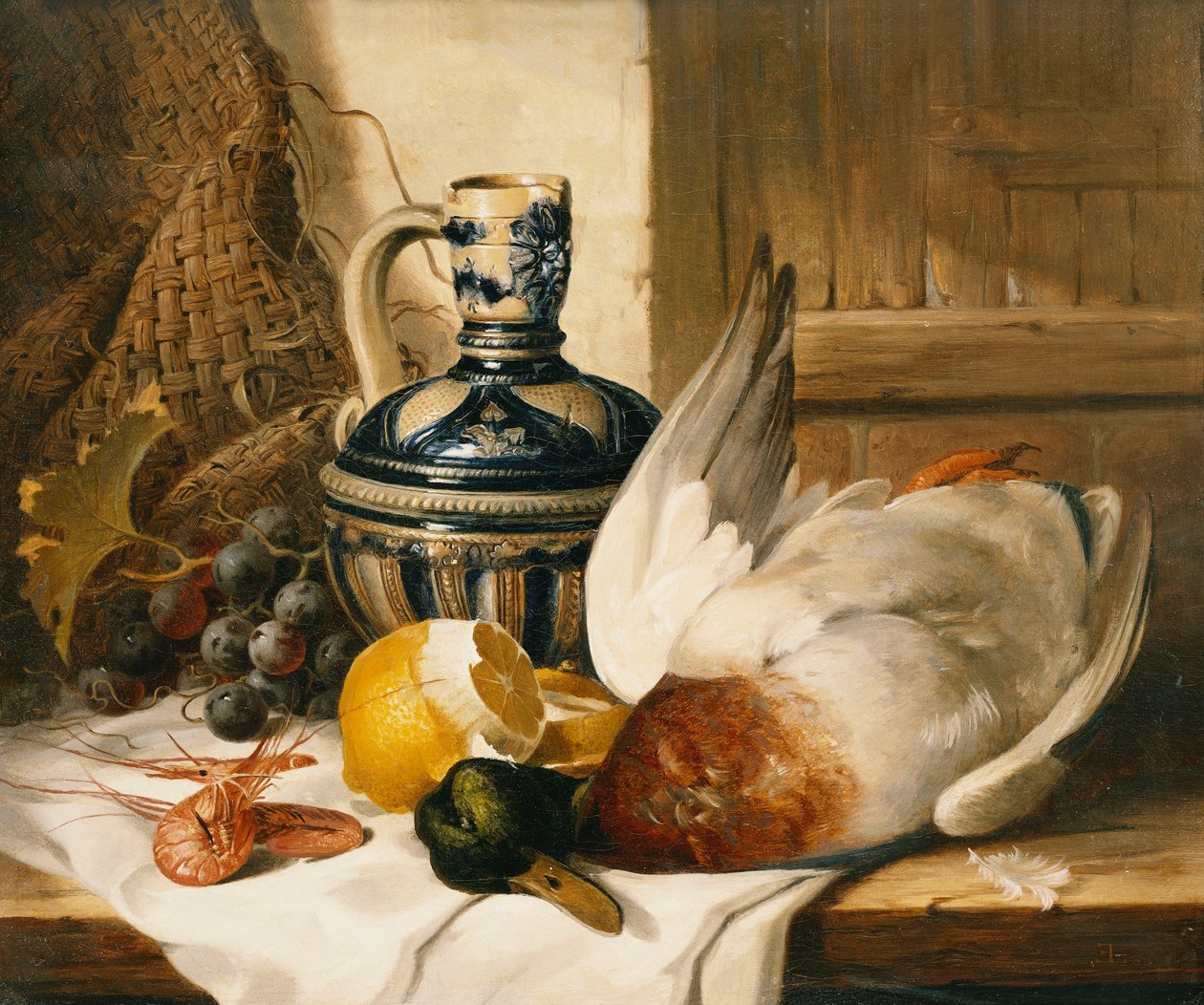Un colvert, une cruche, un citron pelé, des raisins et des crevettes sur une corniche drapée - Edward Ladell