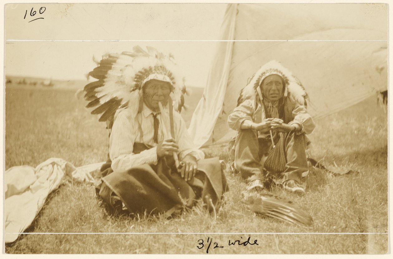 [À propos du feu de camp] - Edward S. Curtis