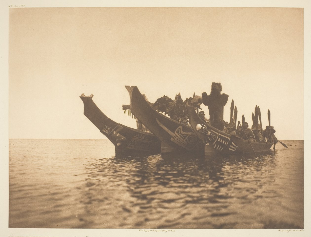 Danseurs Masqués en Canoës-Qagyuhl A - Edward S. Curtis