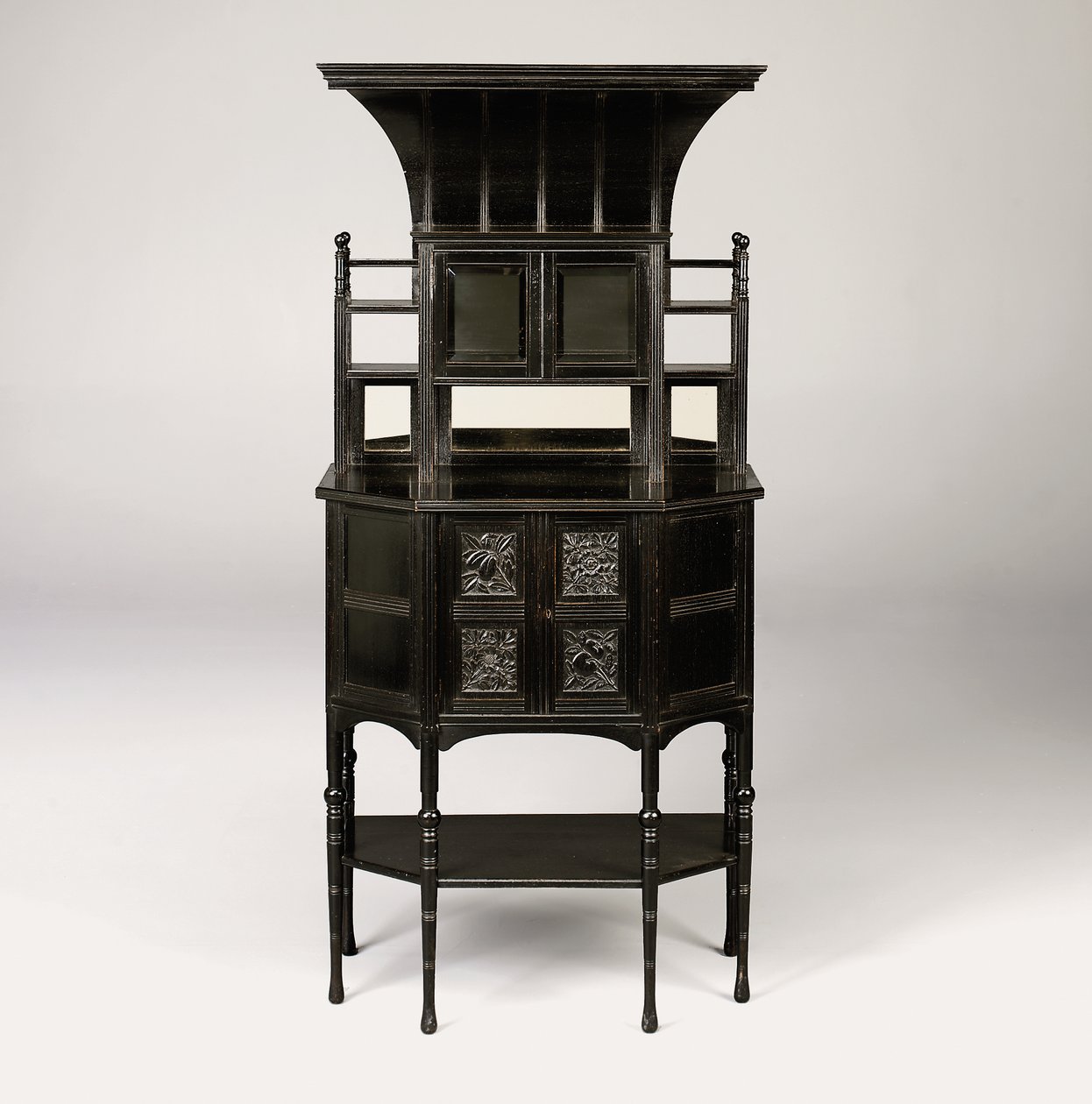 Un cabinet ébonisé, vers 1873 - Edward William Godwin