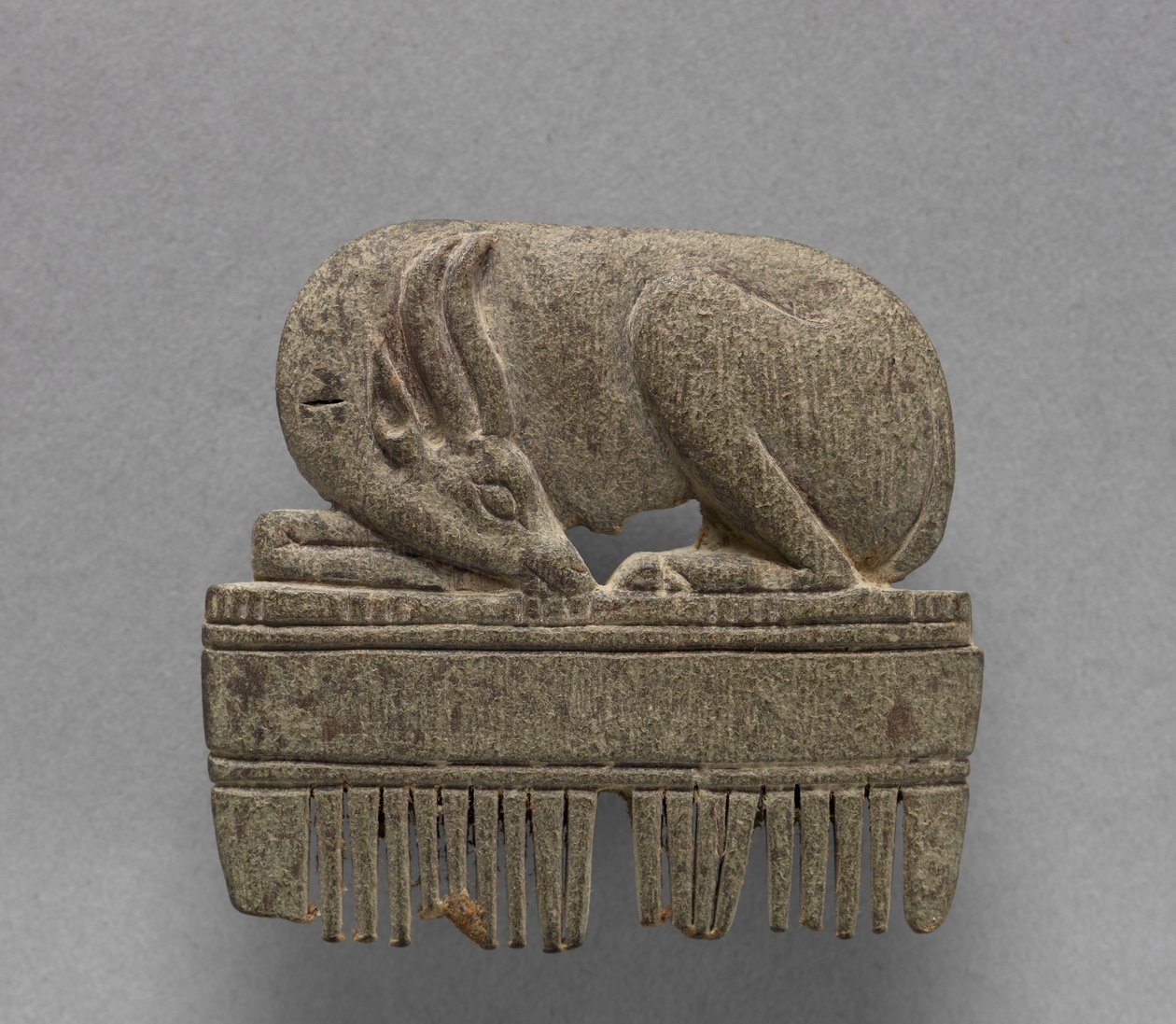 Peigne avec gazelle, vers 1391-1353 av. J.-C. - Egyptian 18th Dynasty