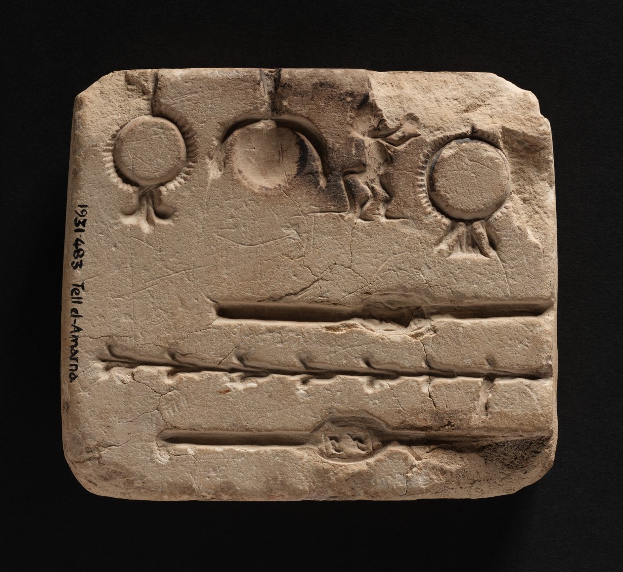 Moule en calcaire pour le moulage de bijoux en métal, Nouveau Royaume - Egyptian 18th Dynasty