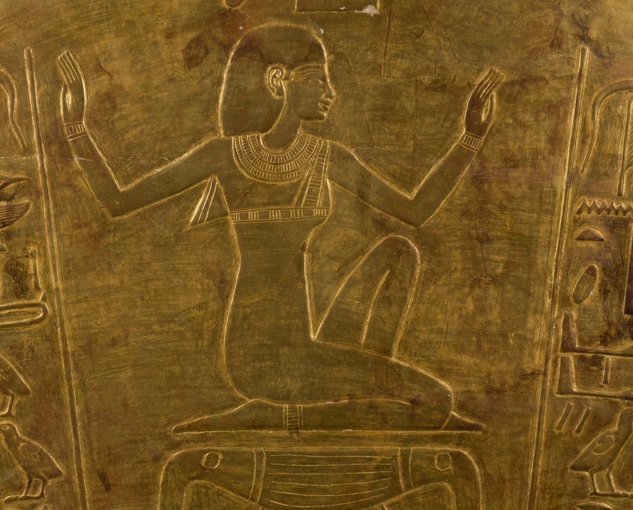 La déesse Isis, détail décoratif du sarcophage de la reine Tuya, mère de Ramsès II, bois doré, civilisation égyptienne, Nouvel Empire, XIXe dynastie - Egyptian 19th Dynasty