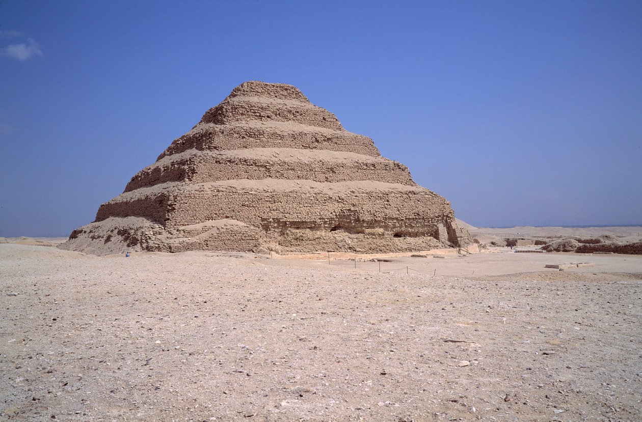 Antiquité égyptienne : vue de la pyramide de Saqqarah - Egyptian 3rd Dynasty