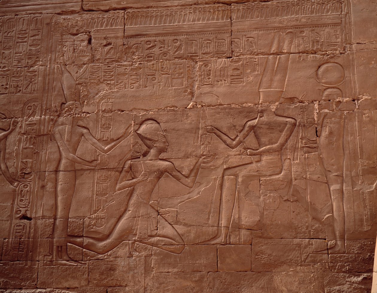 Antiquité égyptienne : relief décorant les murs du temple de Karnak (Karnac), Égypte - Egyptian Egyptian