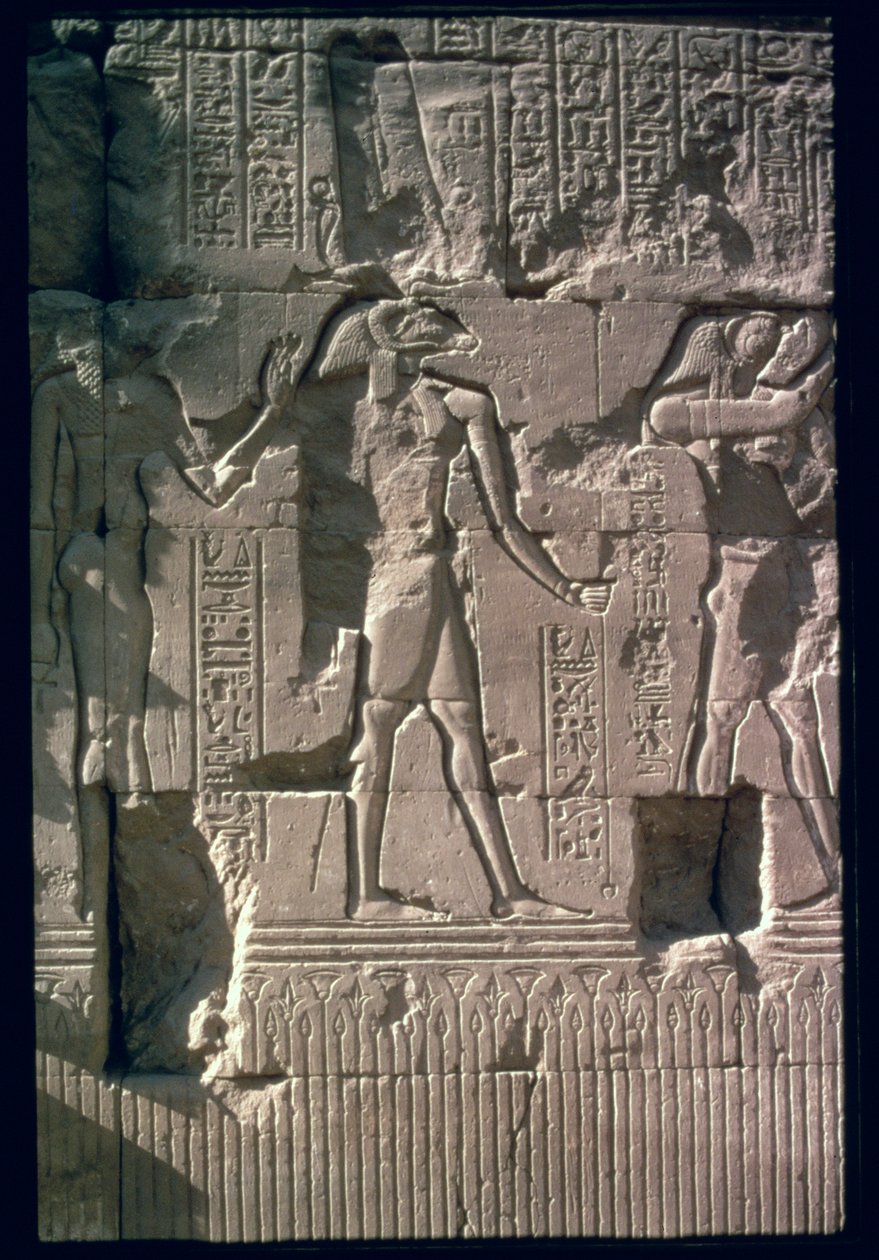 Relief représentant Khnoum, du mur-écran du temple de Khnoum - Egyptian Ptolemaic Period