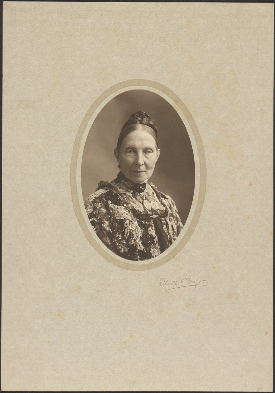 Mme Knowles - Elliott and Fry