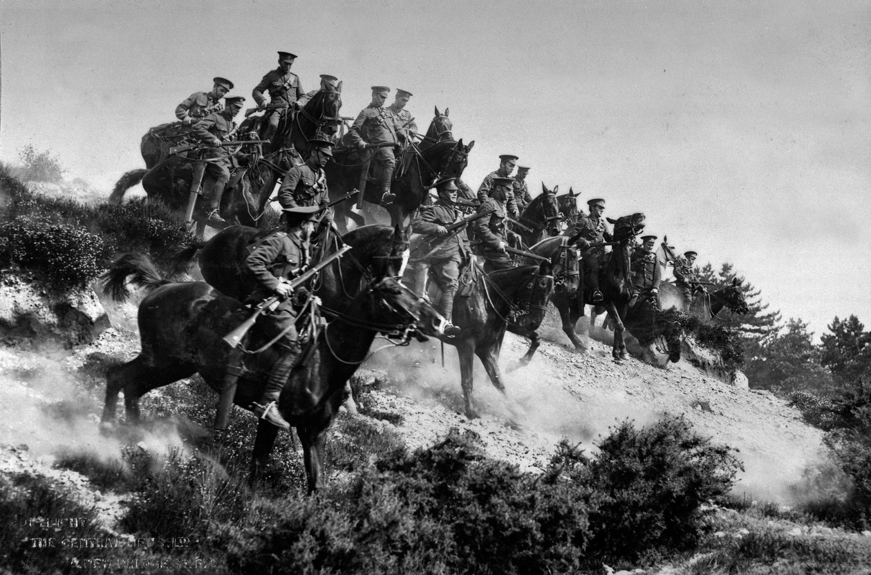 1er Régiment de réserve de cavalerie en formation, Aldershot, vers 1914 - English Photographer
