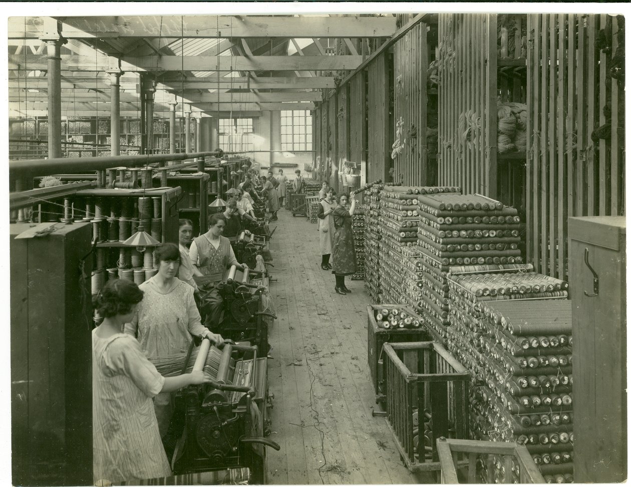 Réglage de bobine Axminster, usine de tapis, 1923 - English Photographer
