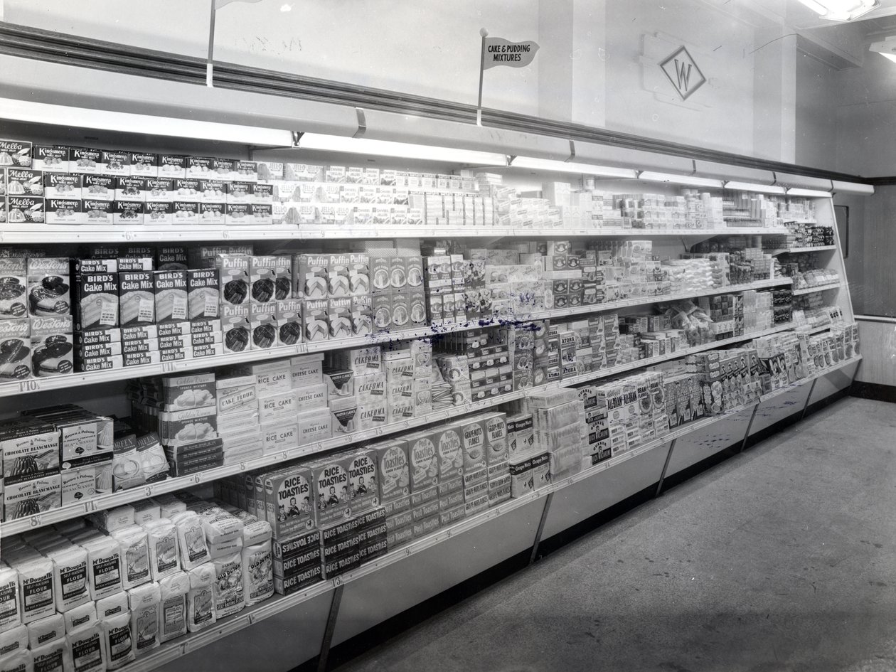 Allée des mélanges de gâteaux et de puddings, magasin Woolworths, 1956 - English Photographer
