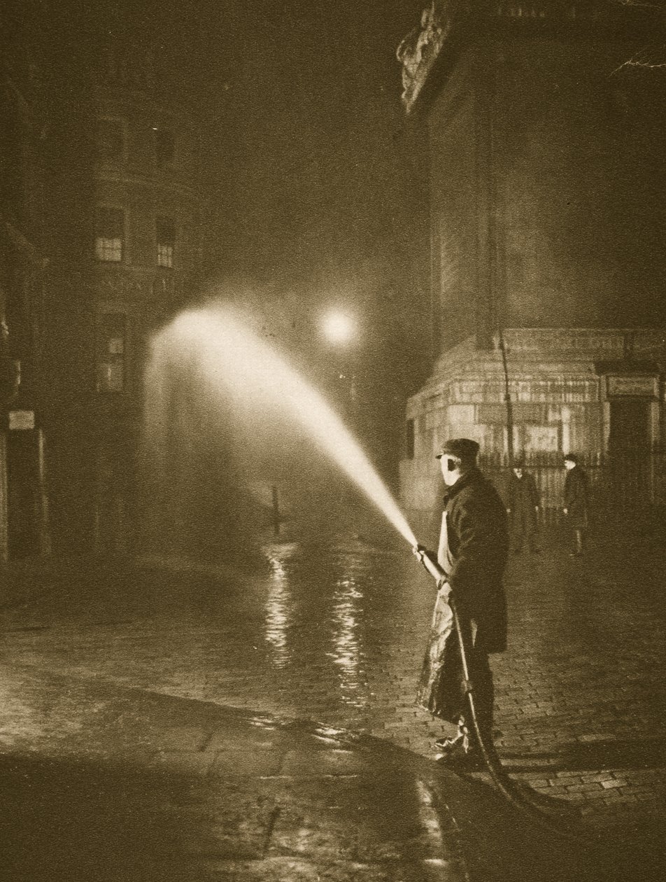 Nettoyage des rues de Billingsgate - English Photographer