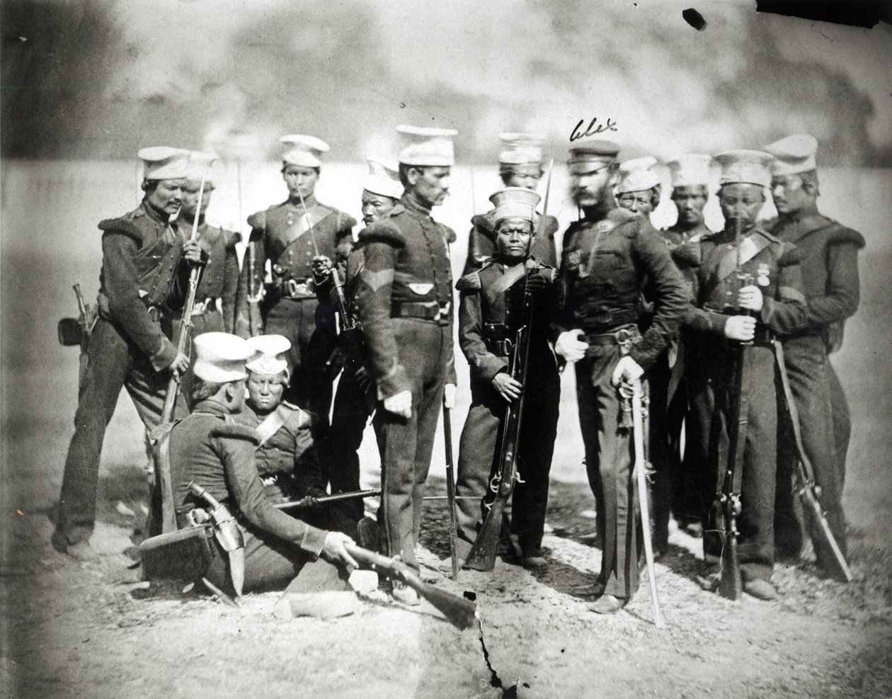 Nouveau Bataillon de Fusiliers Nusseeree et Major A. Bagot, 1857 - English Photographer