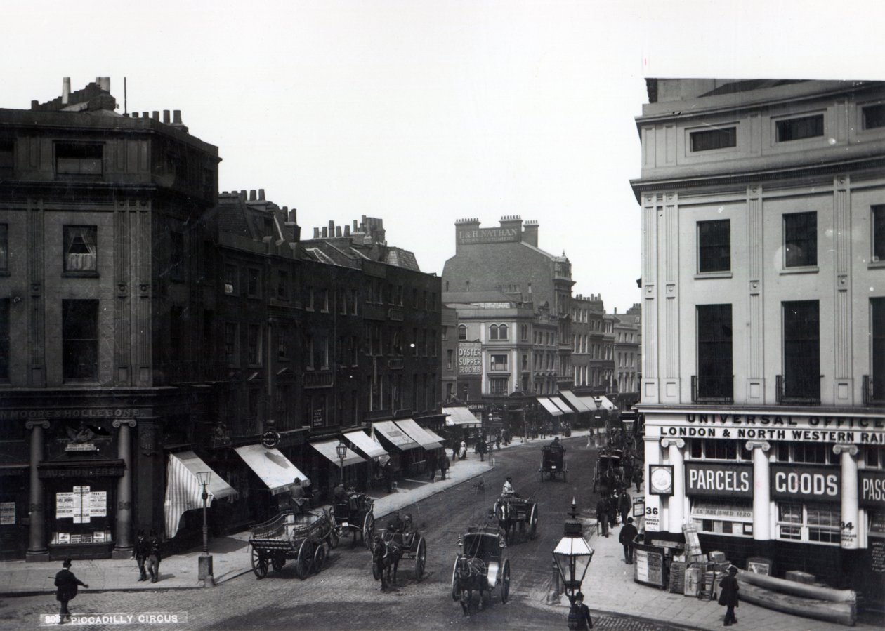 Piccadilly Circus - English Photographer
