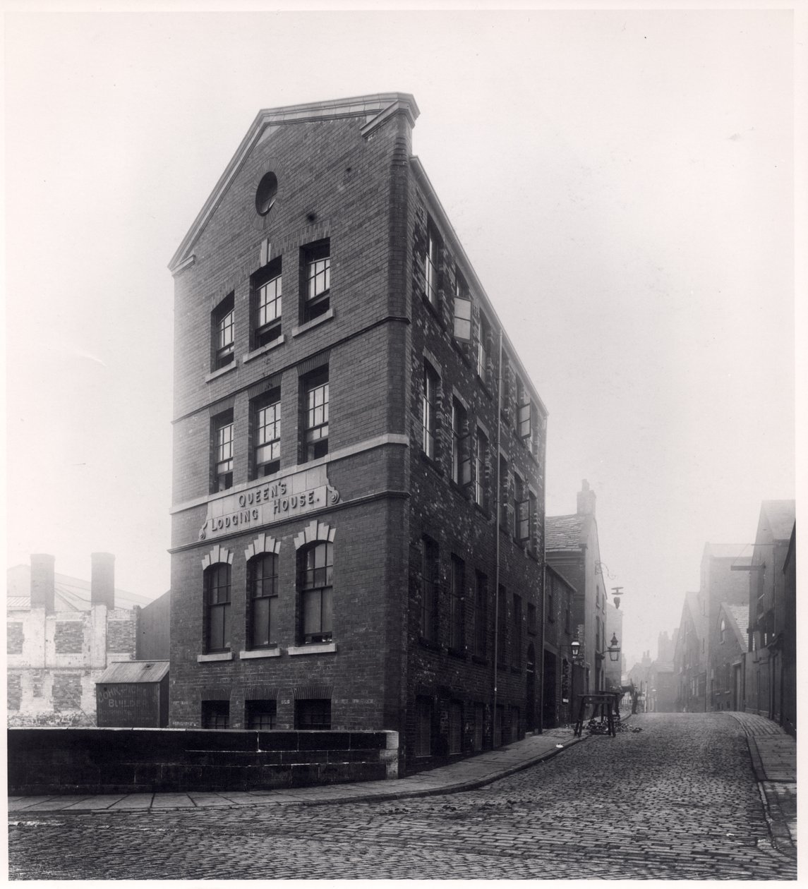Maison de la Reine, Garden Street, Leeds, 1910 - English Photographer