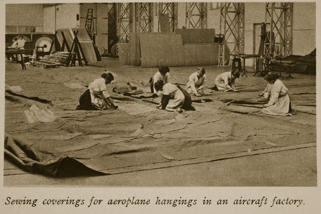 Couture de couvertures pour hangars d