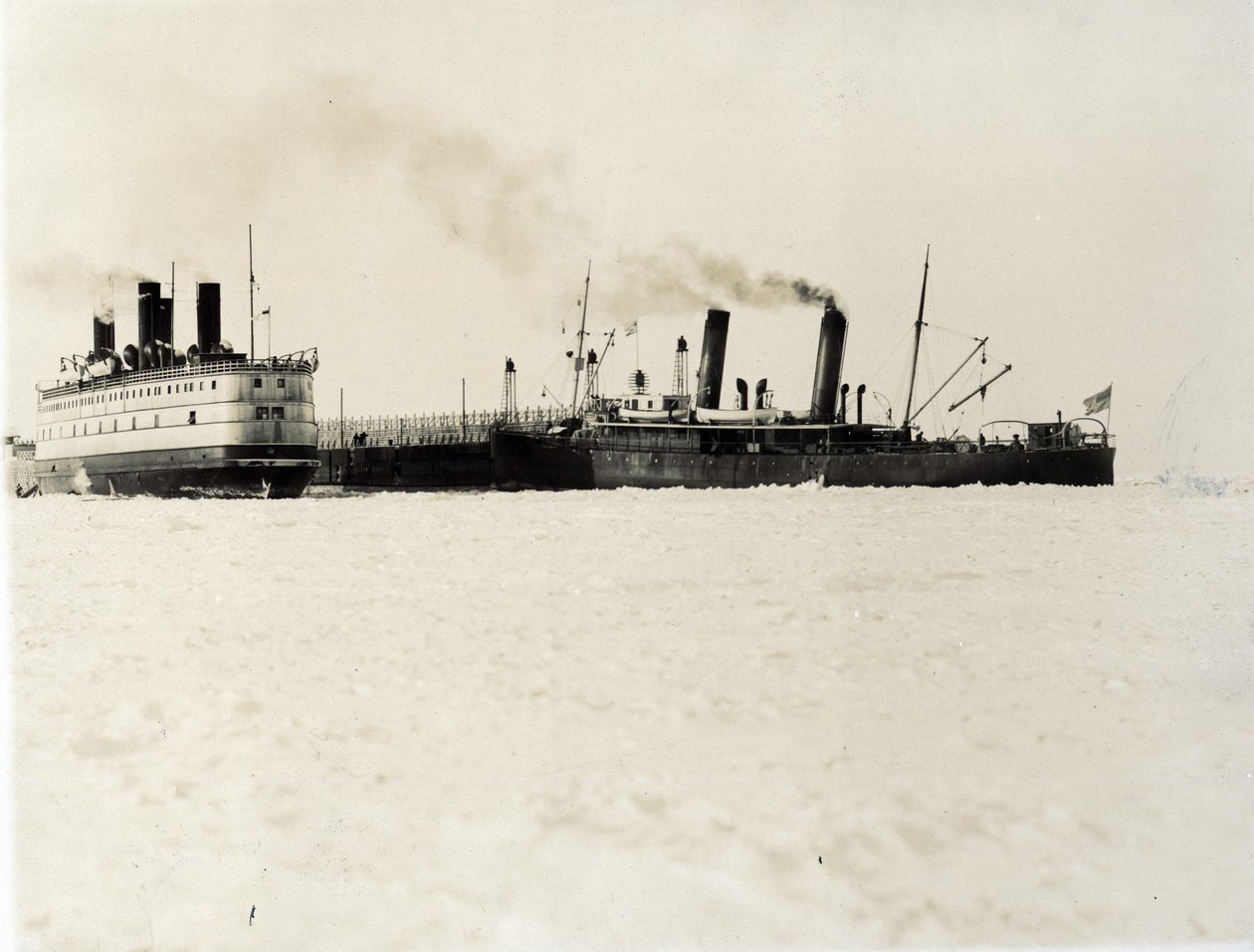 Le ferry brise-glace SS Baikal, lac Baïkal - English Photographer