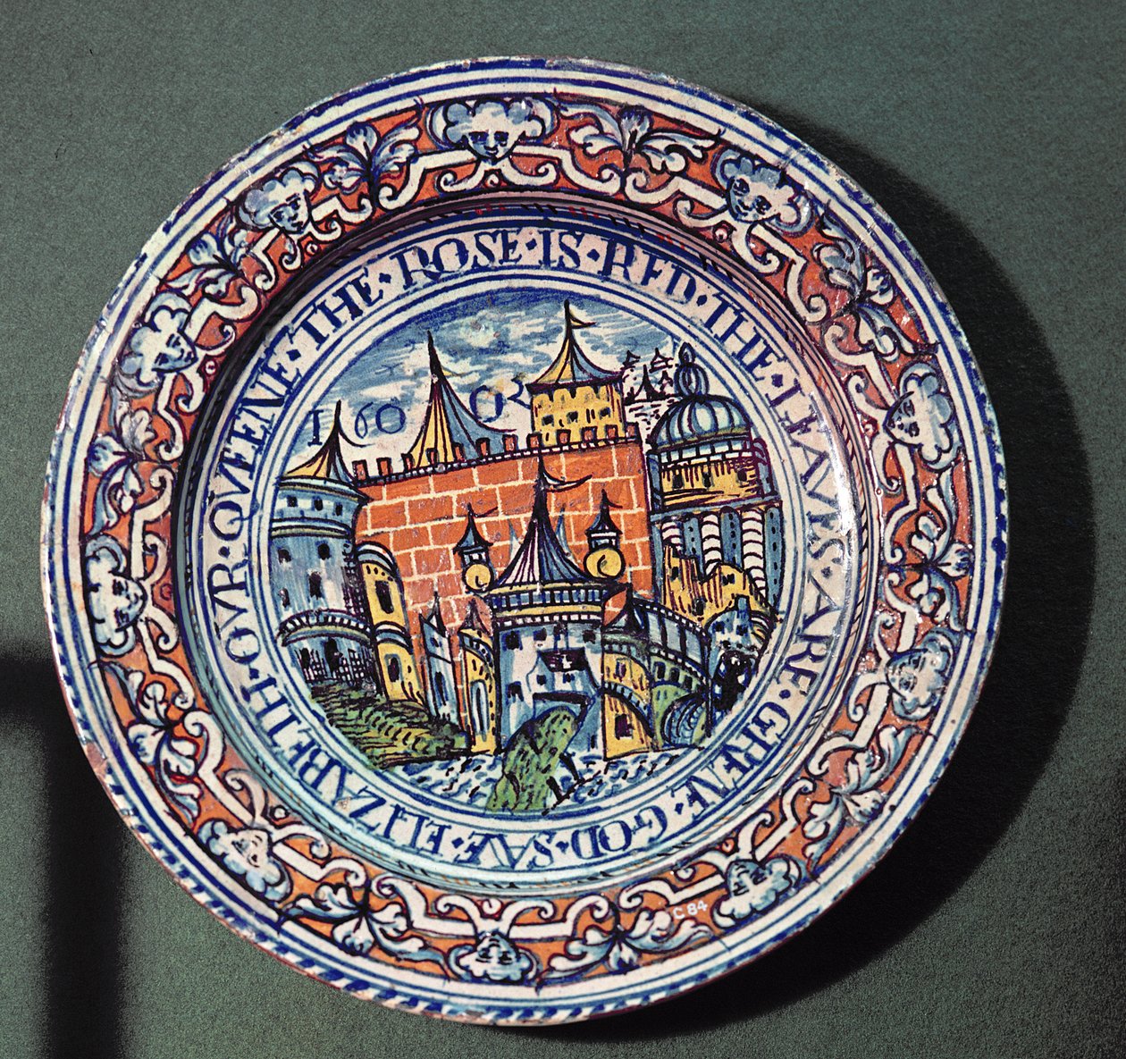 Assiette de Delft avec vues de la Tour de Londres, vue de dessus, vers 1600 - English School