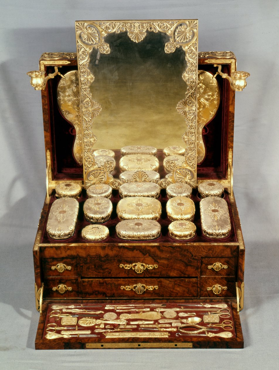 Coffret de toilette avec accessoires en vermeil, années 1850 - English School