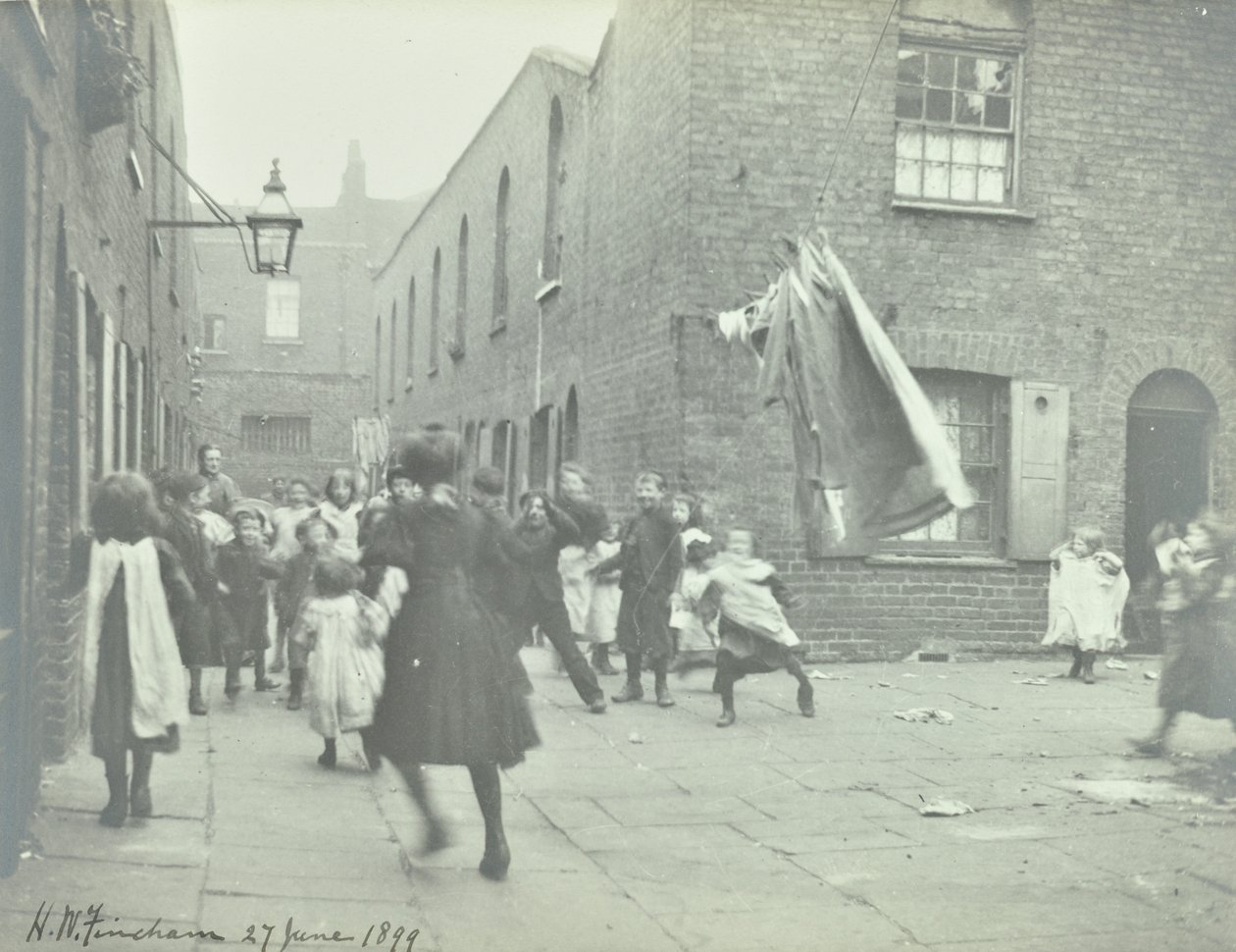 Bishops Court : vue générale, Londres, 1899 - English Photographer