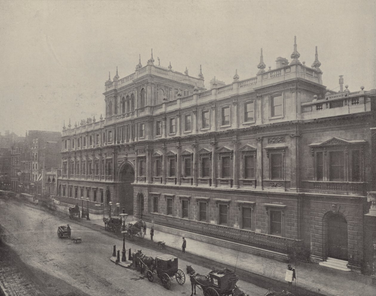 Burlington House (photo n/b) - English Photographer