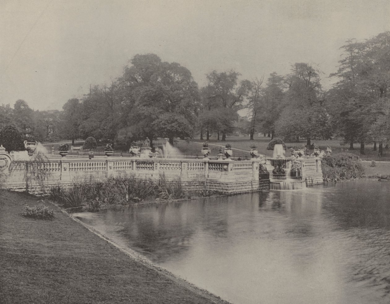 Kensington Gardens (photo n/b) - English Photographer