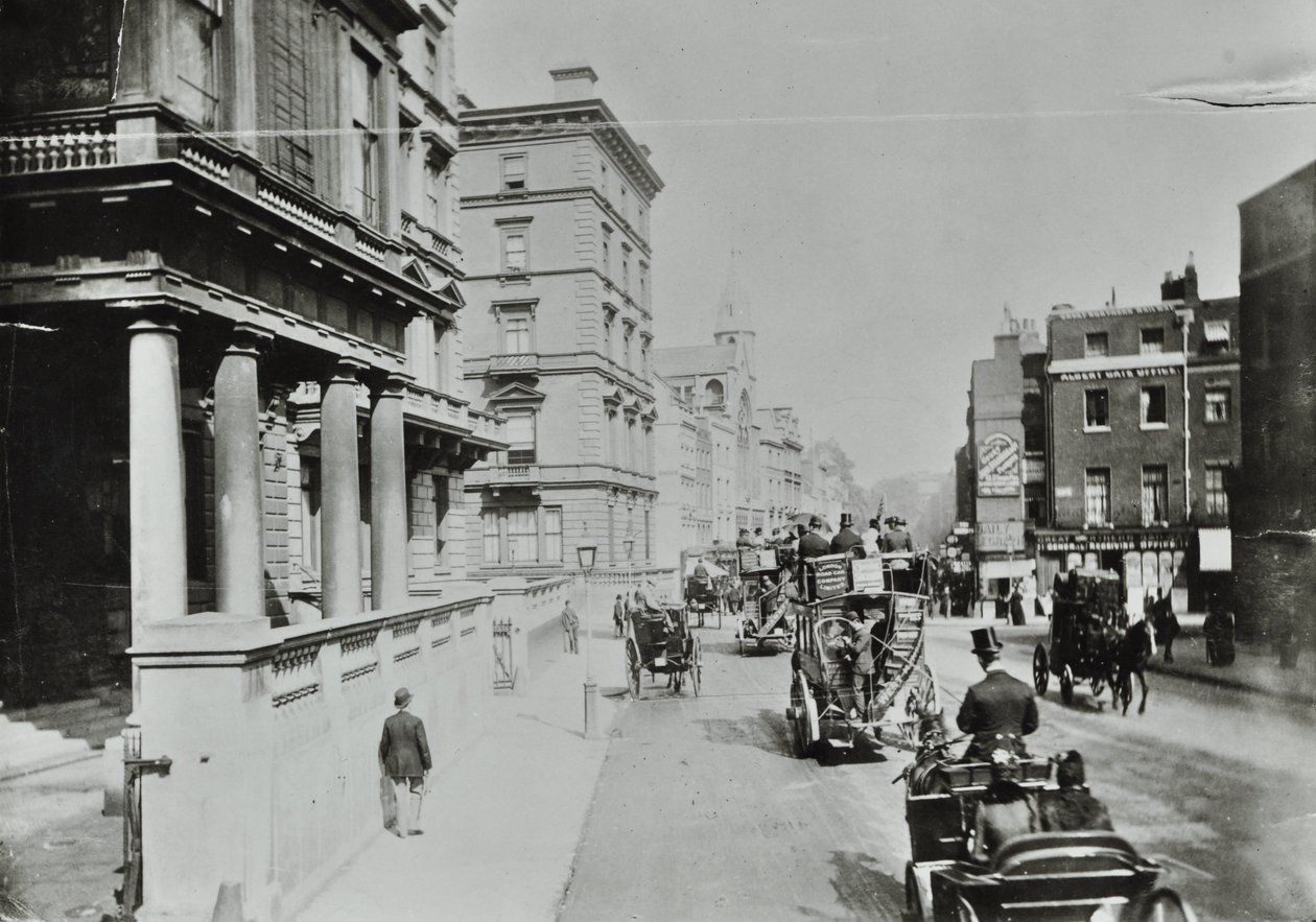 Knightsbridge, Westminster LB : vue vers l