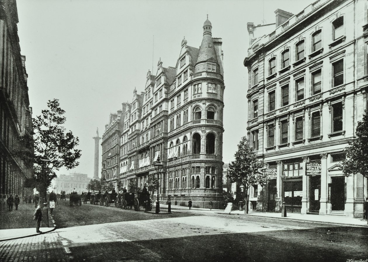 Northumberland Avenue, 1895 - English Photographer