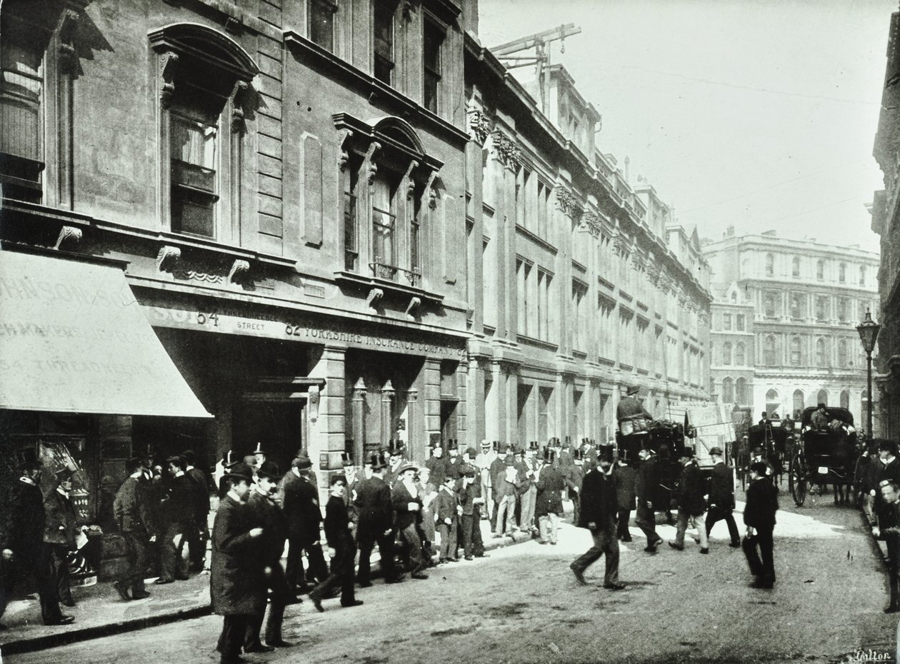 Old Broad Street, entrée de la Bourse, City de Londres, 1890 - English Photographer