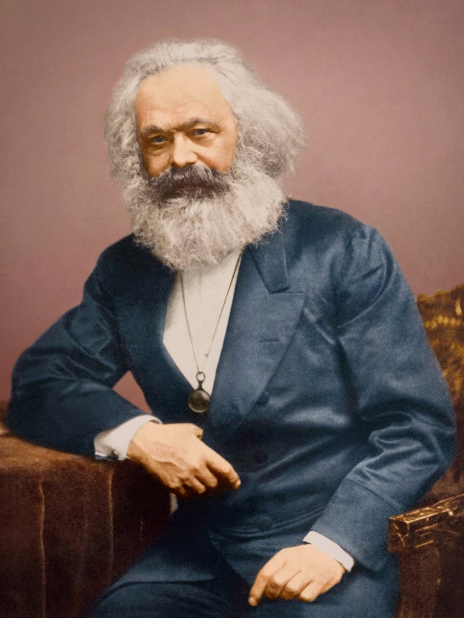Portrait de Karl Marx en costume bleu - English Photographer
