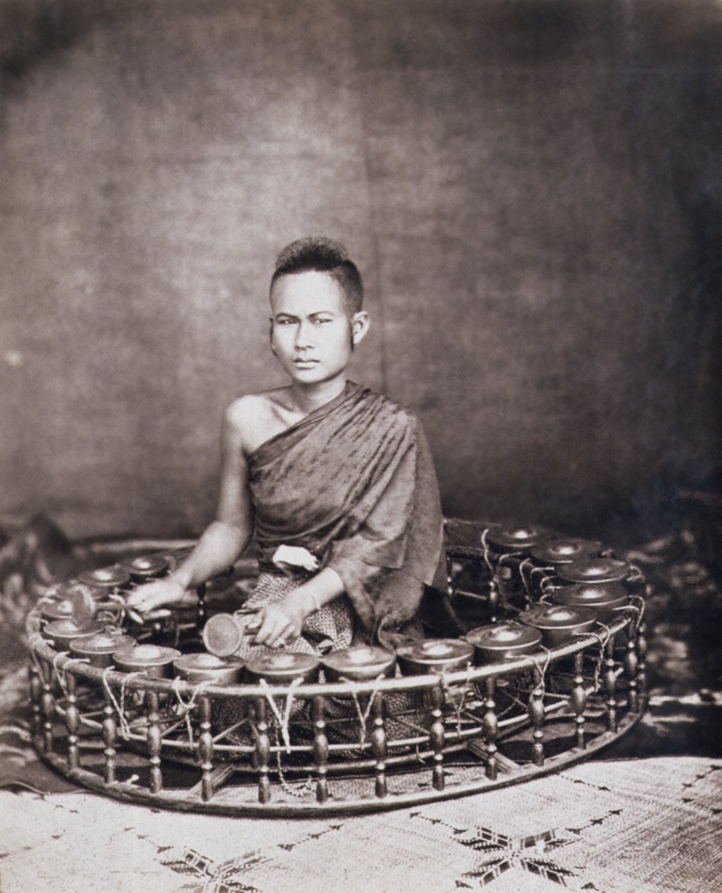 Musicien thaïlandais, vers 1870 - English Photographer