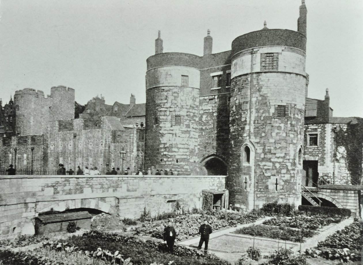 Tour de Londres, Tower Hill : les tours de Beauchamp et Byward, 1895 - English Photographer