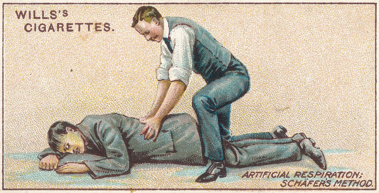 Respiration artificielle, méthode Schafer, no.25 de la série Premiers Secours des cartes de cigarettes Willss, 1913 - English School