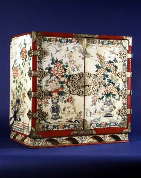 Cabinet peint - English School