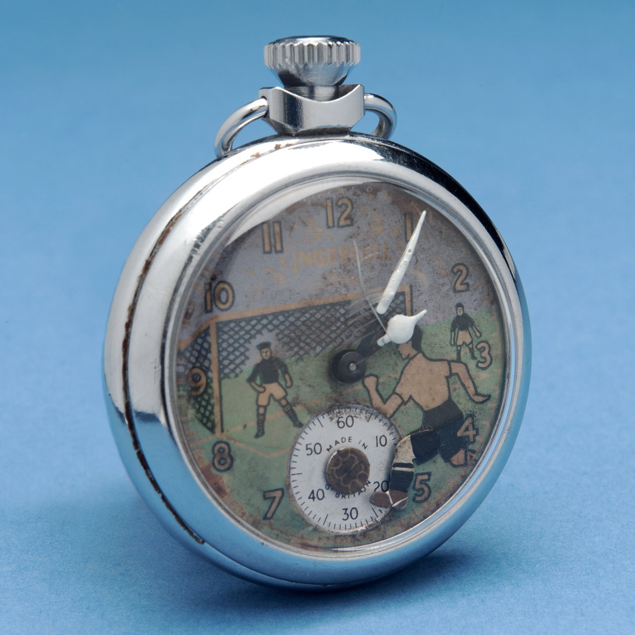 Montre de poche avec cadran pictural représentant un footballeur - English School