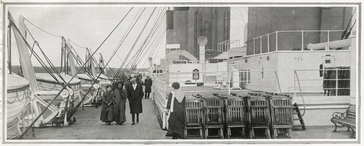 Le pont promenade du Titanic (détail) - English School