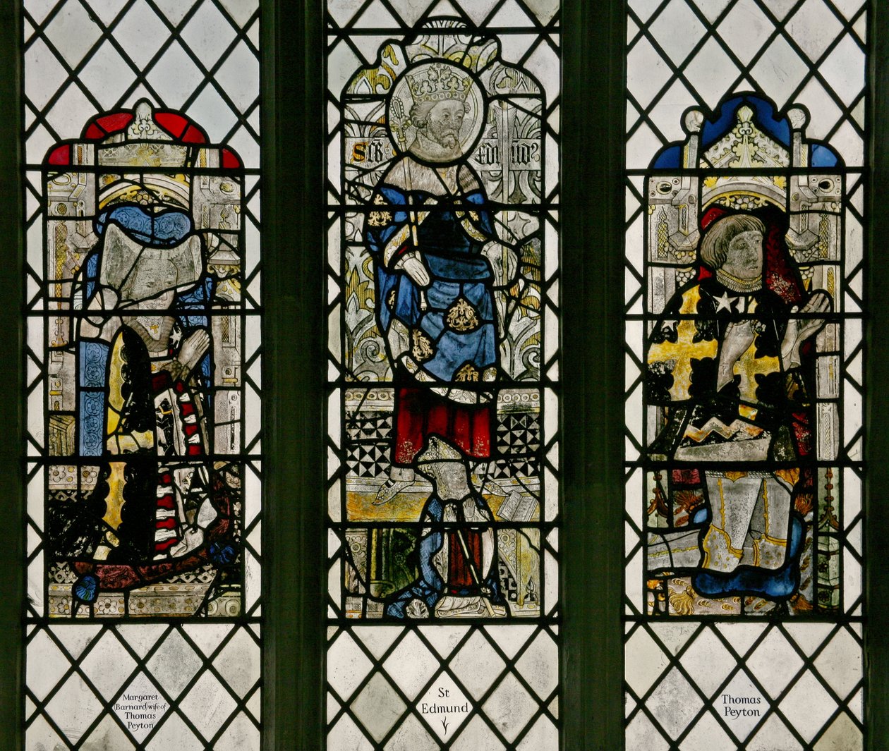 Fenêtre w8 représentant Saint Edmond - English School