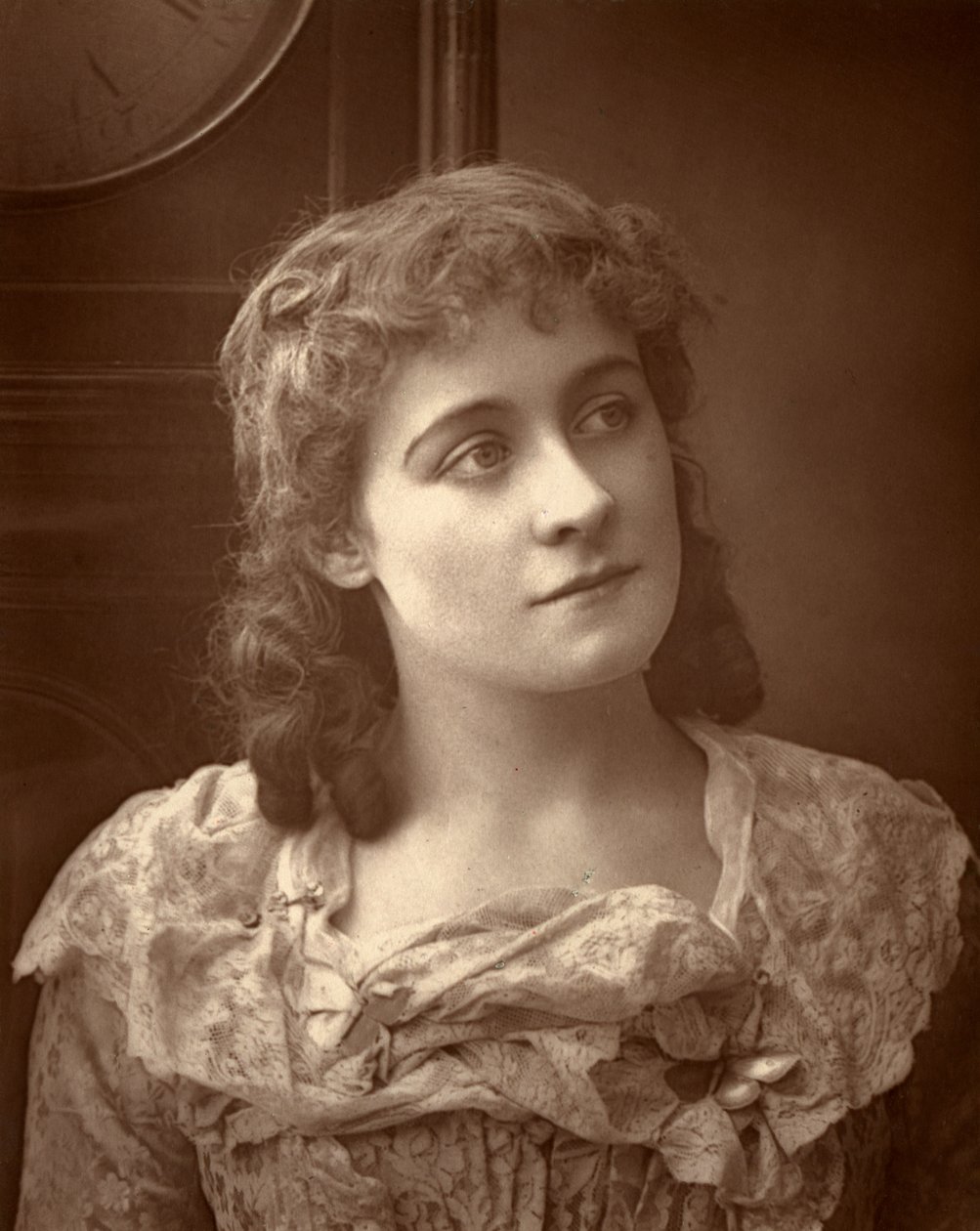 Kate Rorke, actrice britannique, dans Sophia, 1887 - Ernest Barraud