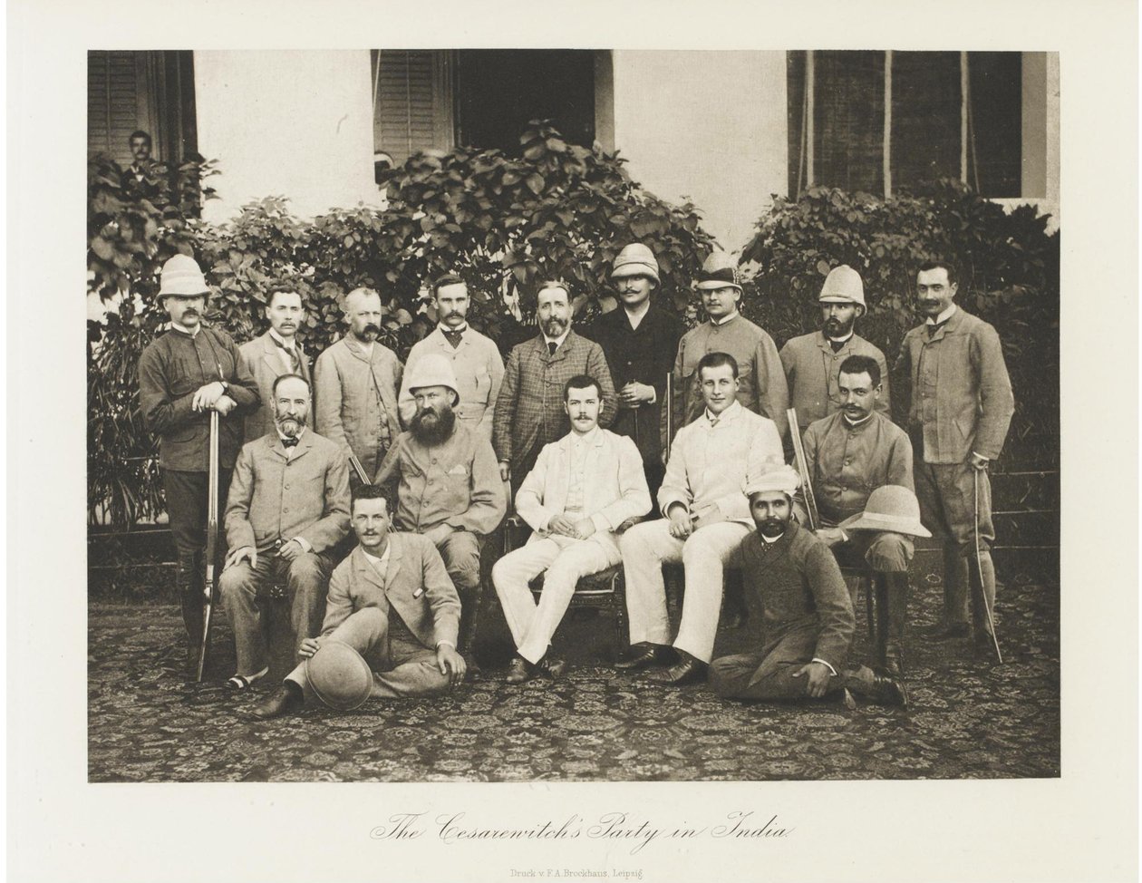 Tsarévitch Nicolas Alexandrovitch de Russie visitant l