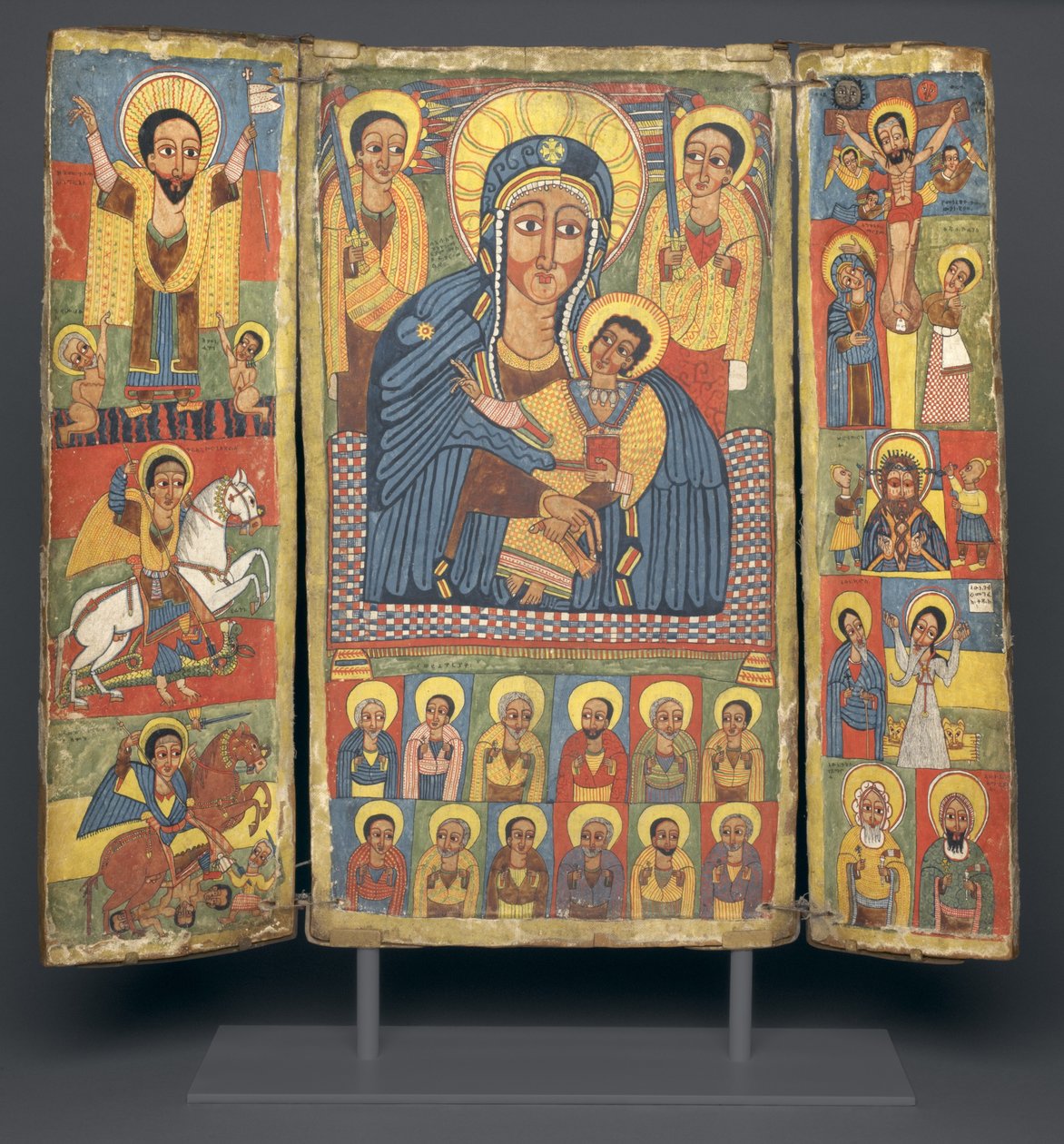 Icône triptyque avec image centrale de la Vierge et l