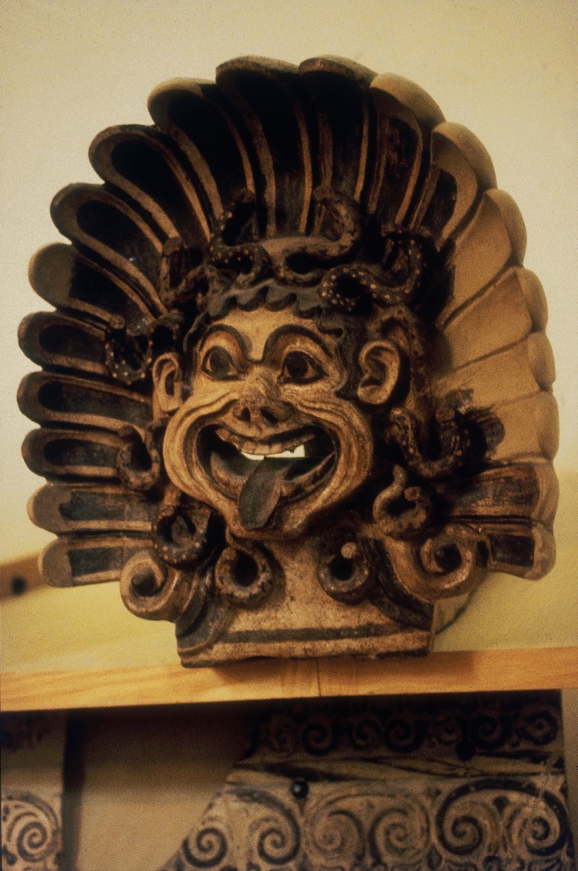 Antéfixe en forme de tête de Gorgone - Etruscan