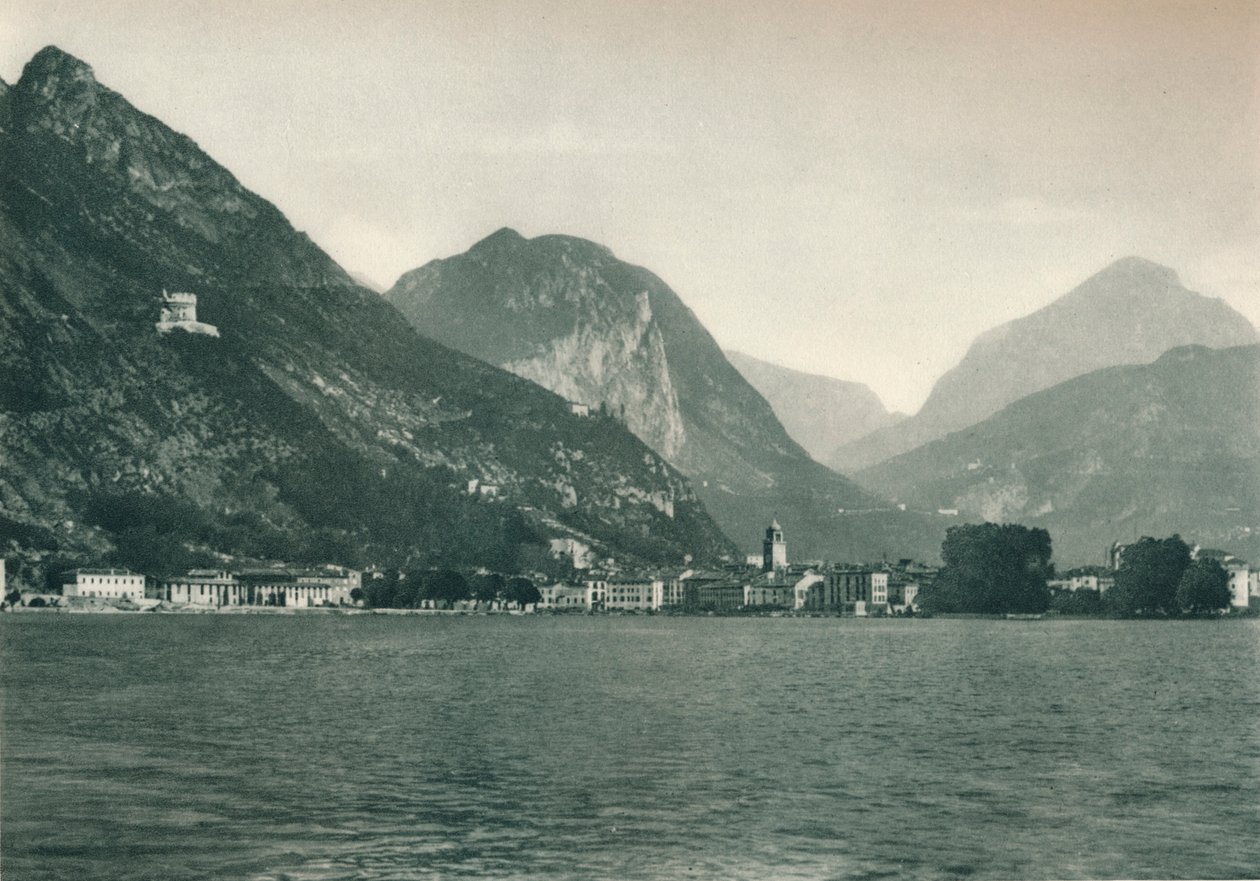 Riva del Garda depuis le lac de Garde, Italie, 1927 - Eugen Poppel