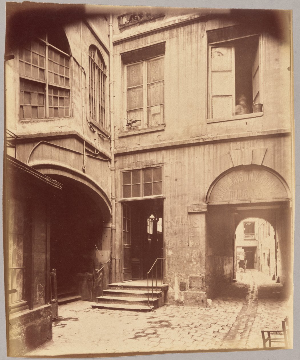Château Rouge, rue Galande - Eugène Atget