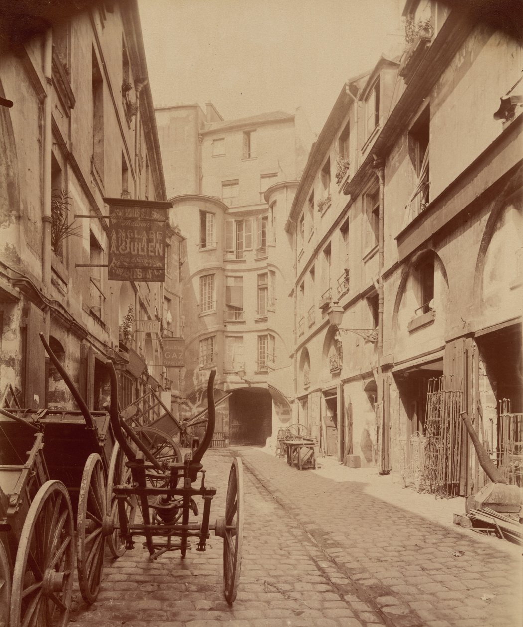 Cour du Dragon - Eugène Atget