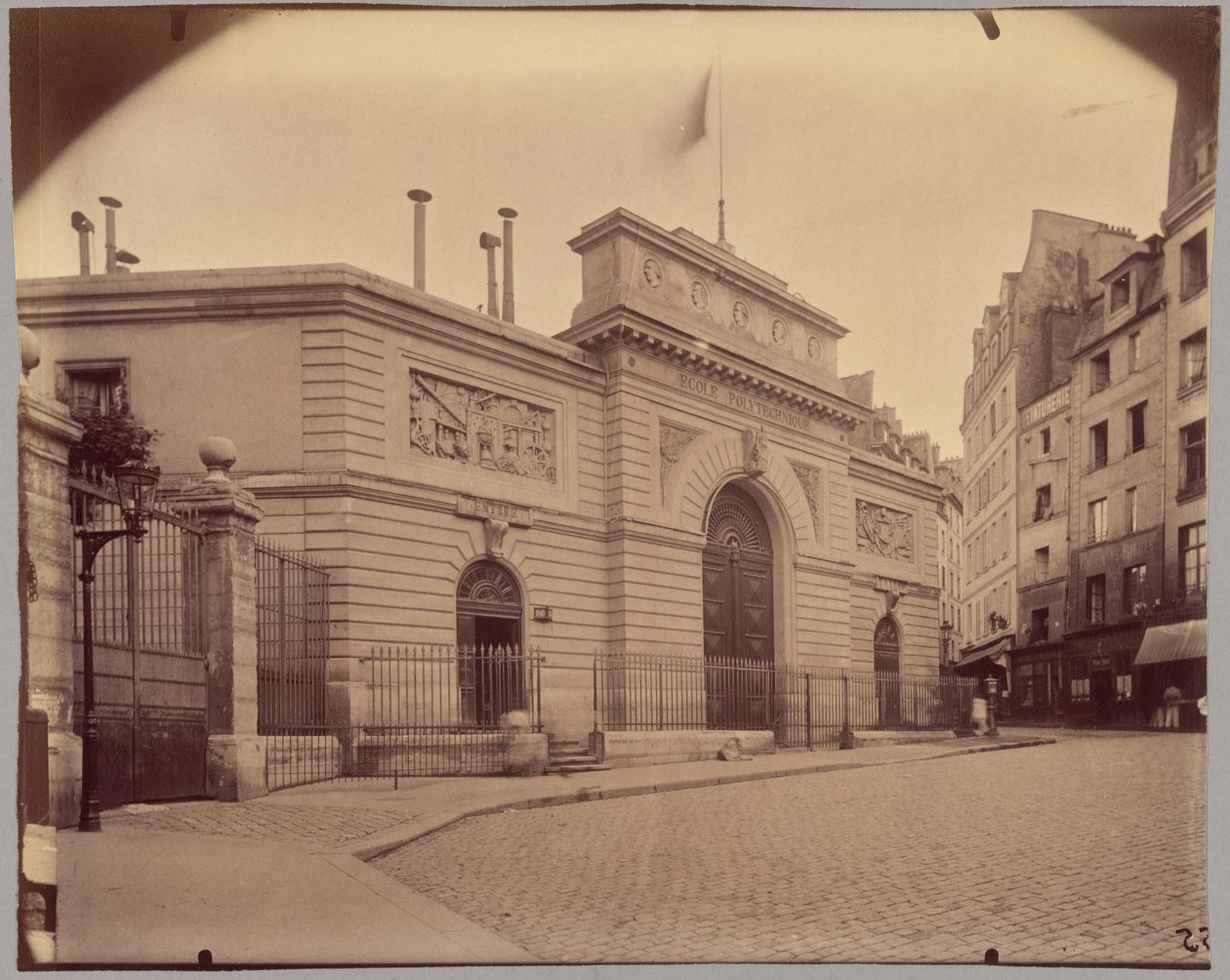 École polytechnique, rue Descartes - Eugène Atget