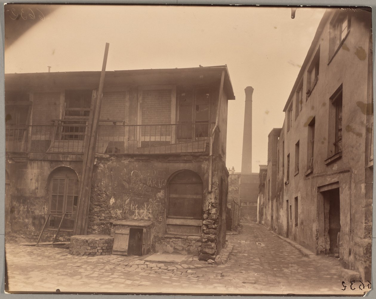 Passage Moret, ruelle des Gobelins - Eugène Atget