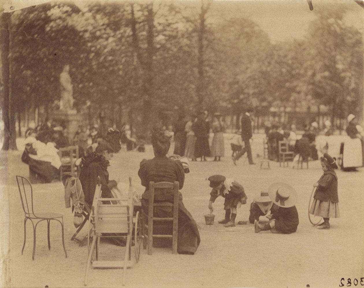 Femmes et enfants au jardin du Luxembourg - Eugène Atget