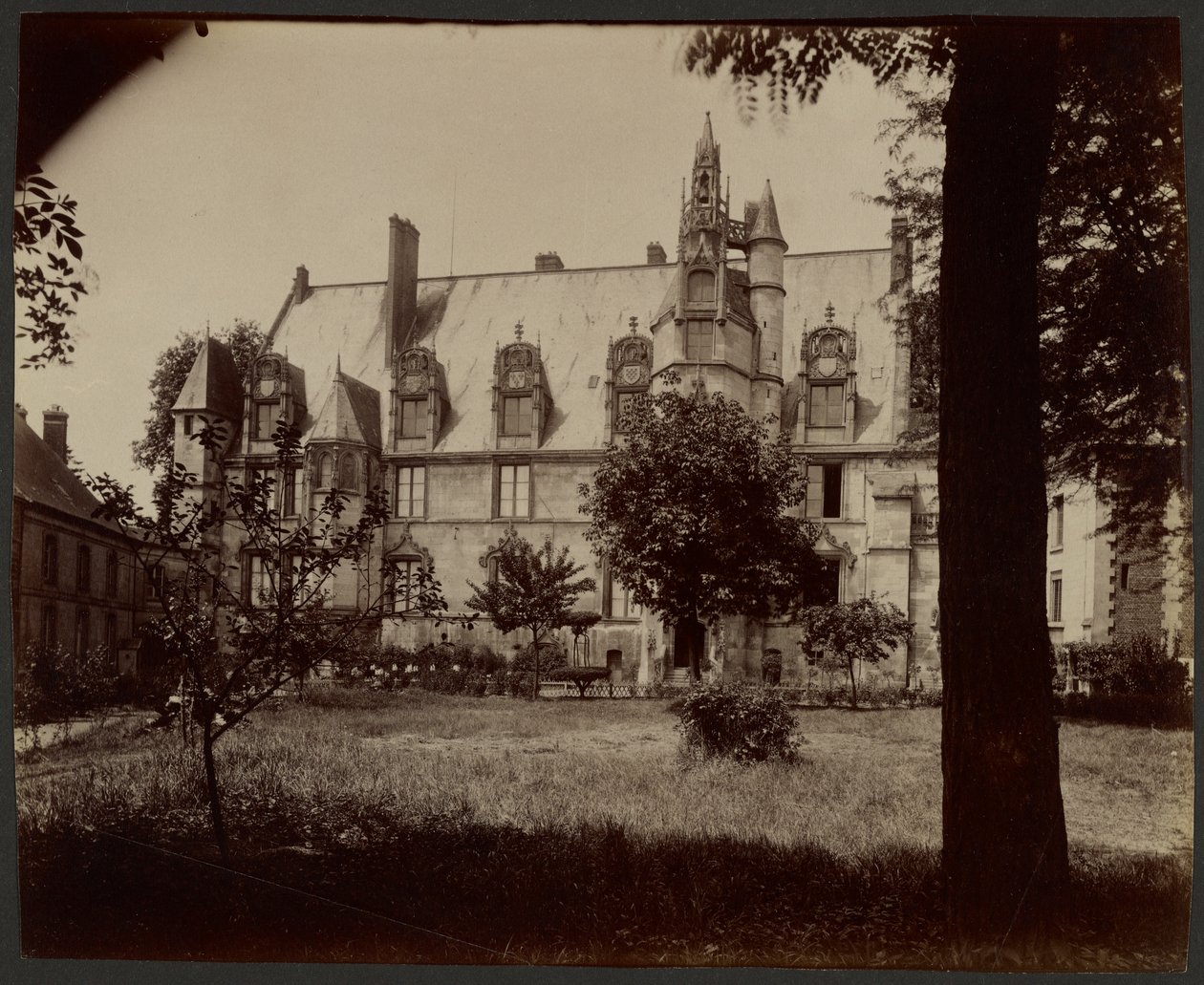 Beauvais, Palais de Justice - Eugène Atget